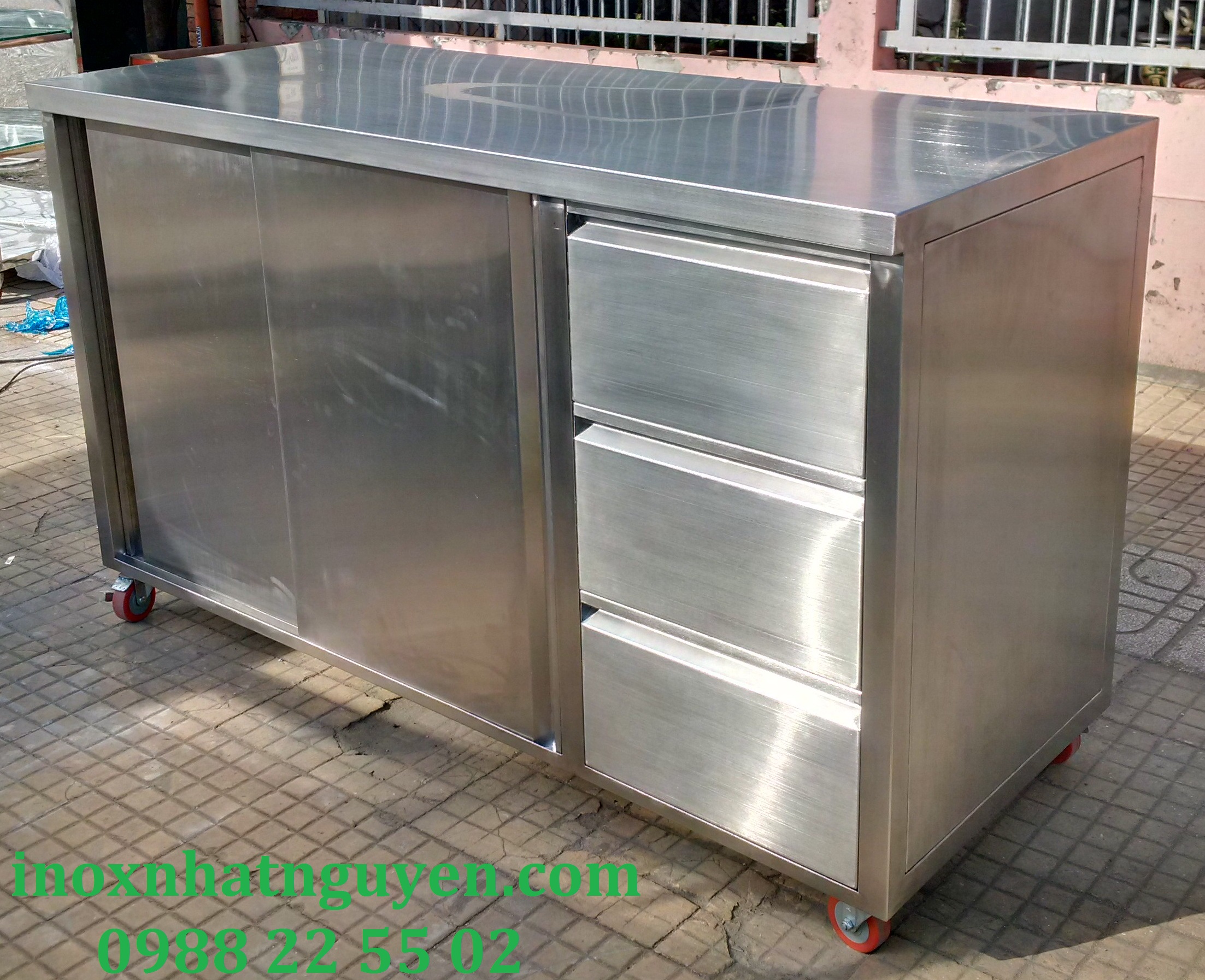 tủ inox cửa lùa có hộc kéo